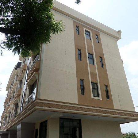 מלון שירדי Sai Heera Residency מראה חיצוני תמונה