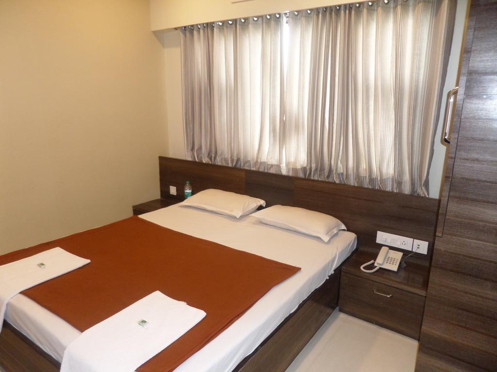 מלון שירדי Sai Heera Residency חדר תמונה