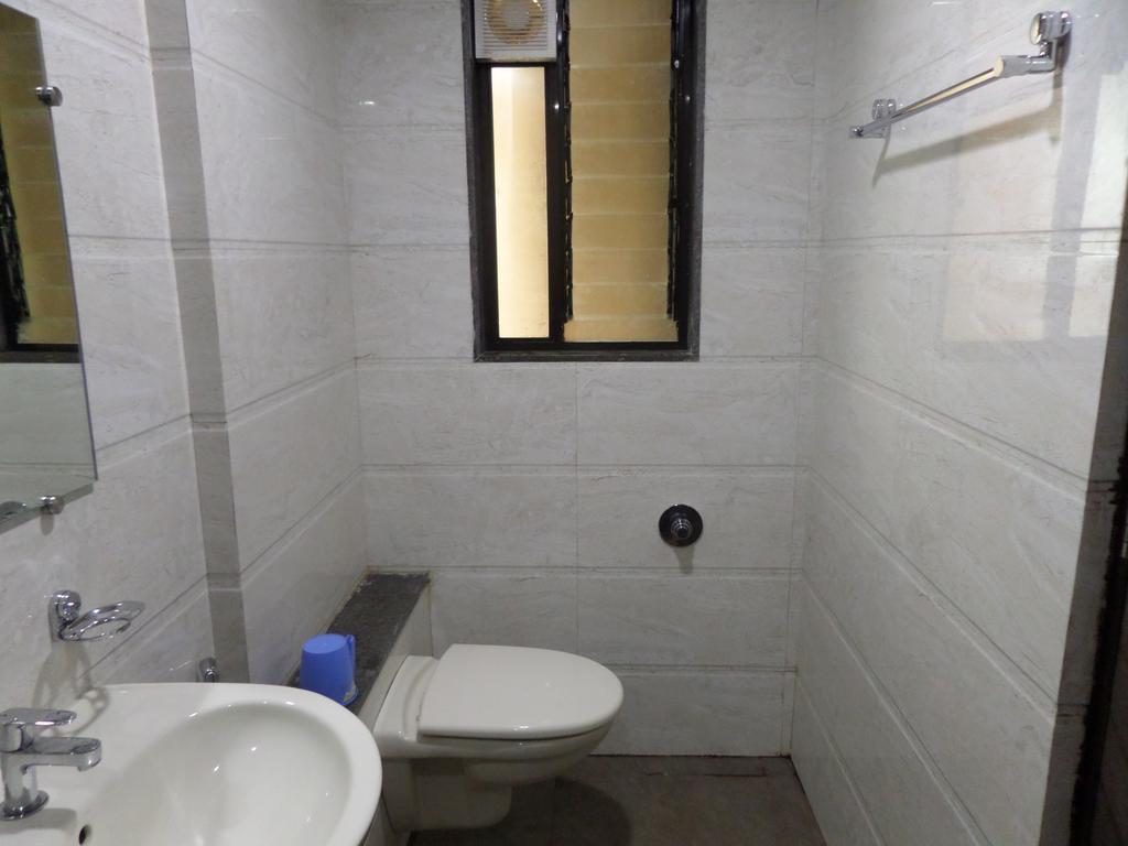 מלון שירדי Sai Heera Residency מראה חיצוני תמונה